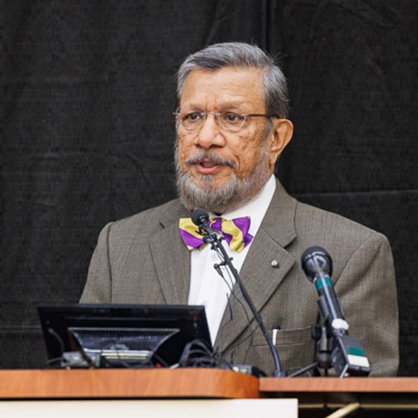 Dr. Sy Saeed speaks during an event.