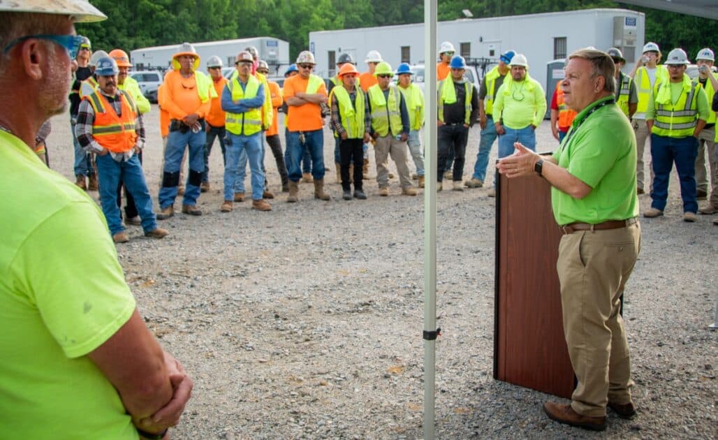 ECU Health’s service line administrator for Behavioral Health Glenn Simpson speaks to the Thomas Construction team to share important information on mental health.
